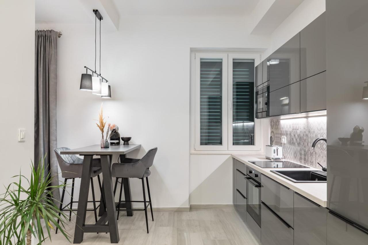 Studio Apartment Home Спліт Екстер'єр фото